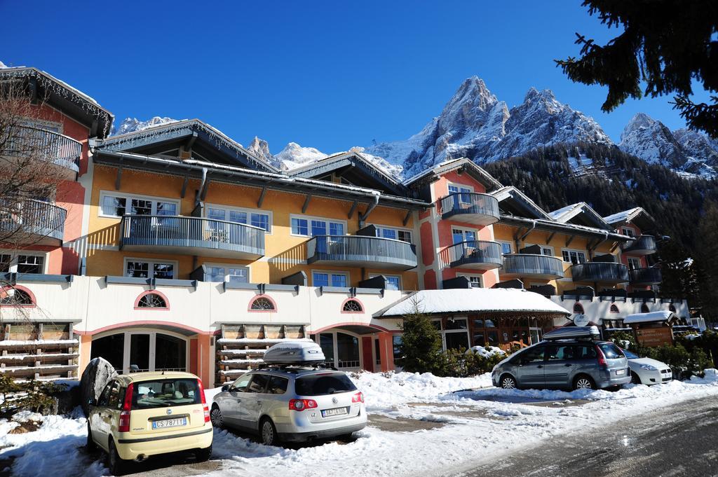 Sporting Aparthotel San Martino Di Castrozza Luaran gambar